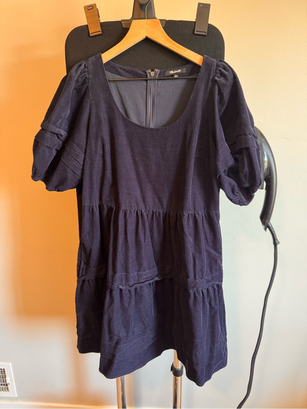 Madewell Navy Puff-Sleeve Tiered Tunic